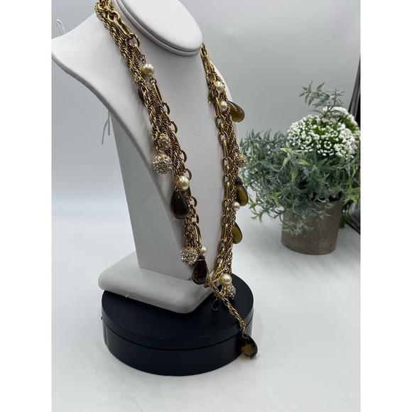 J. Crew Gold Tone Triple Strand Topaz Teardrop Glass White‎ Faux Pearl Necklace - Picture 7 of 12
